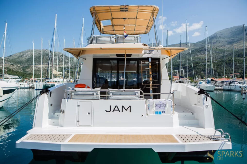 Catamaran Jam