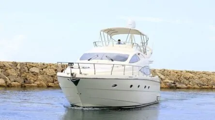 Motor yacht Aicon 56