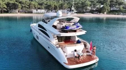Моторна яхта DOLCE VITA - 20 - Sparks Life Worldwide
