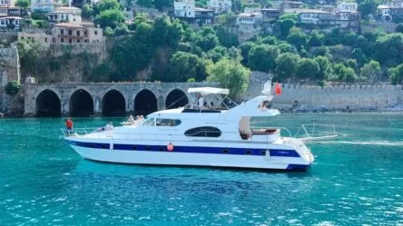 Моторная яхта EXOTIC GÜLBAHÇE
