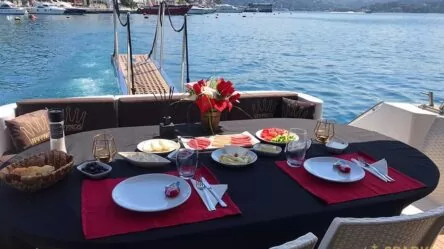 Motor yacht Istanbul 3