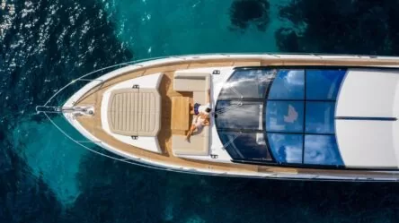 Motor Yacht Sunseeker Deluxe