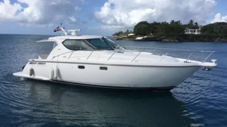 Motor yacht Tiara