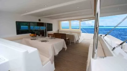 Rent a cabin on the Dream 60 catamaran