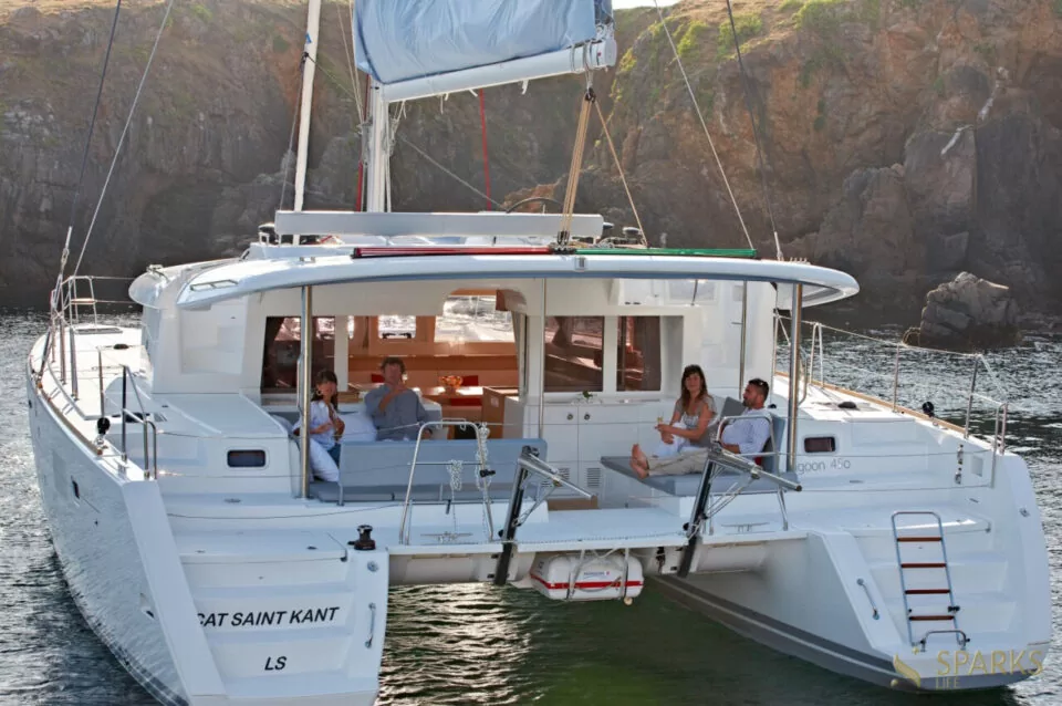 Rent a cabin on the Lagoon 450 catamaran
