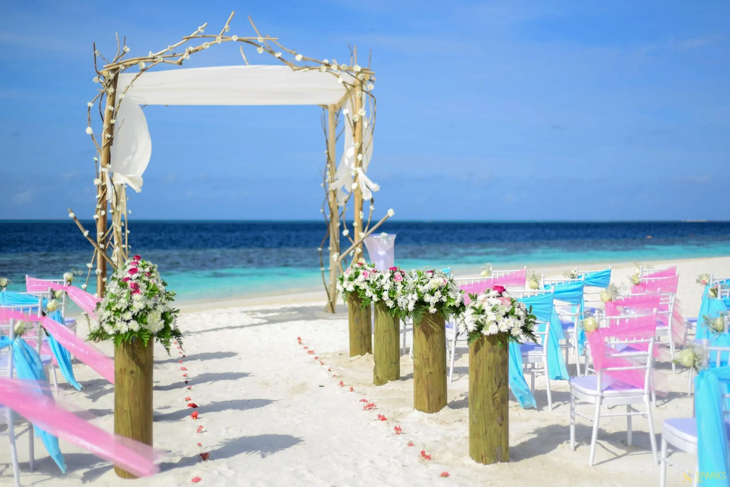 Romantic wedding ceremony in the Maldives