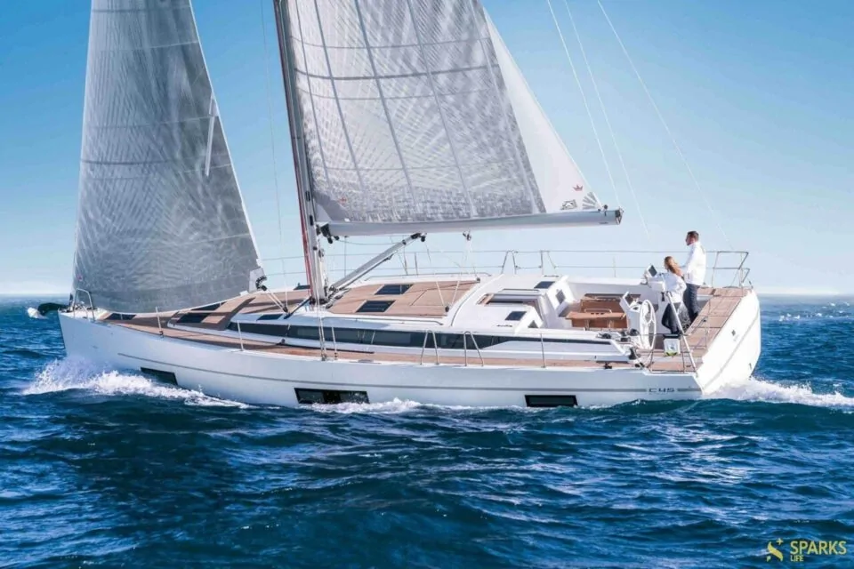 Sailing yacht Bavaria C45