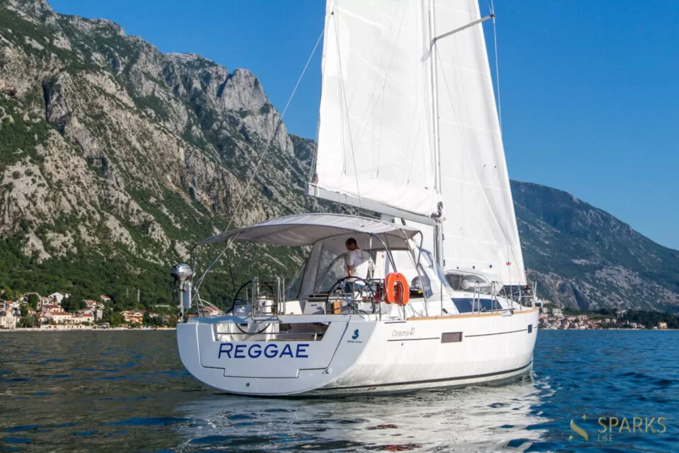 Sailing yacht Reggae