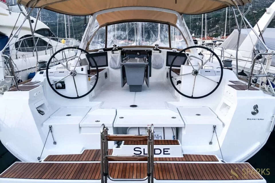Вітрильна яхта Slide - 10 - Sparks Life Worldwide