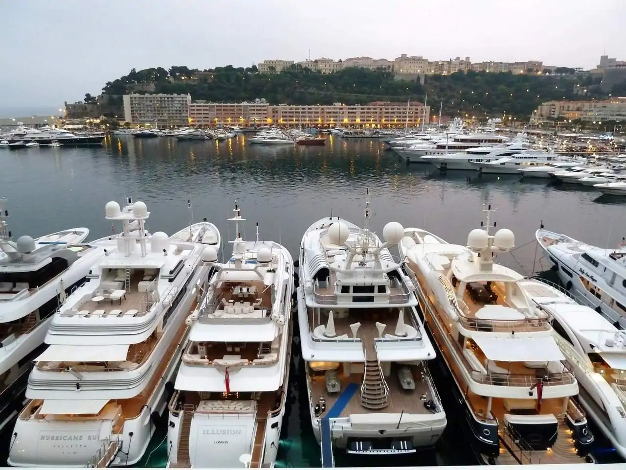 Аренда яхты в Монако
